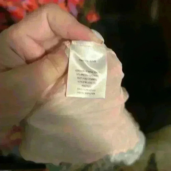 Floral Chelsea & Violet Dress-EUC Size Medium - Picture 6 of 7